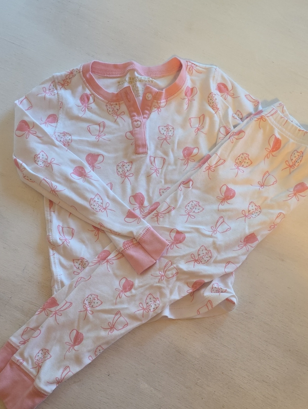 The Beaufort Bonnet Company Pink Bow & Strawberry Pajama Set